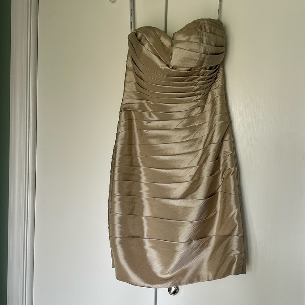 Strapless pretty maids dress